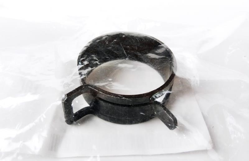 805926040 Subaru pipe clamp