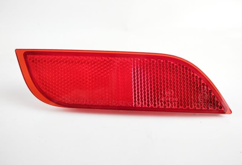 84281FG000 Subaru Rear Right Light Reflector