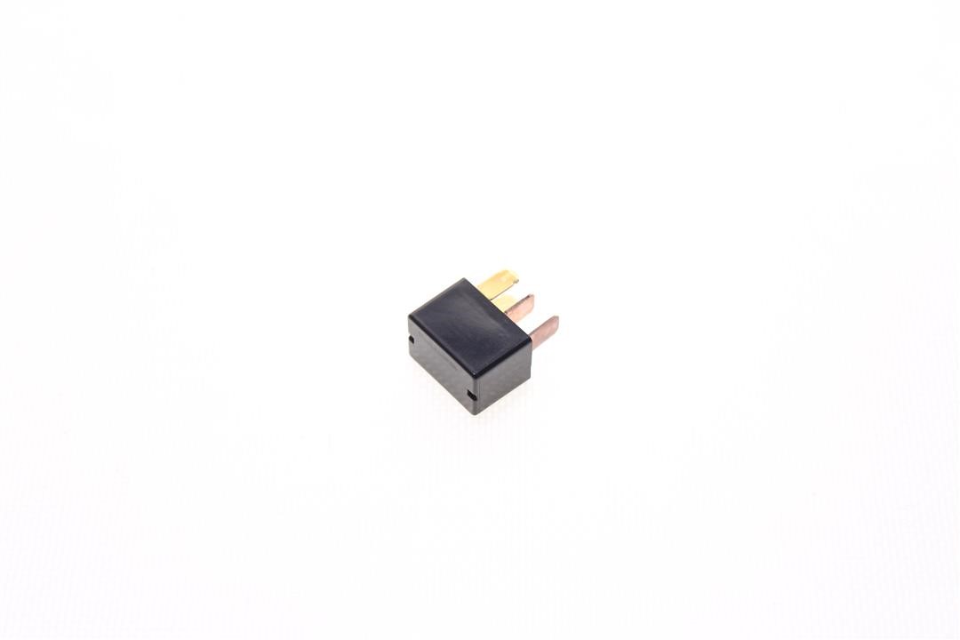 8627A030 Mitsubishi Direction indicator relay