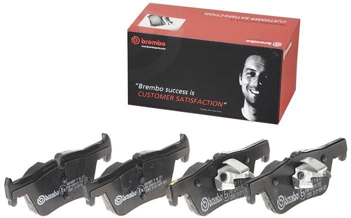 Buy Brembo P 06 071 at a low price in United Arab Emirates!