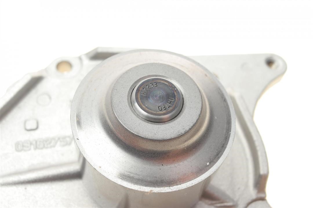 Bugatti Water pump – price 140 PLN