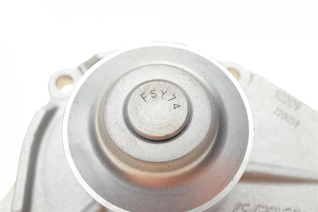 Bugatti Water pump – price 151 PLN