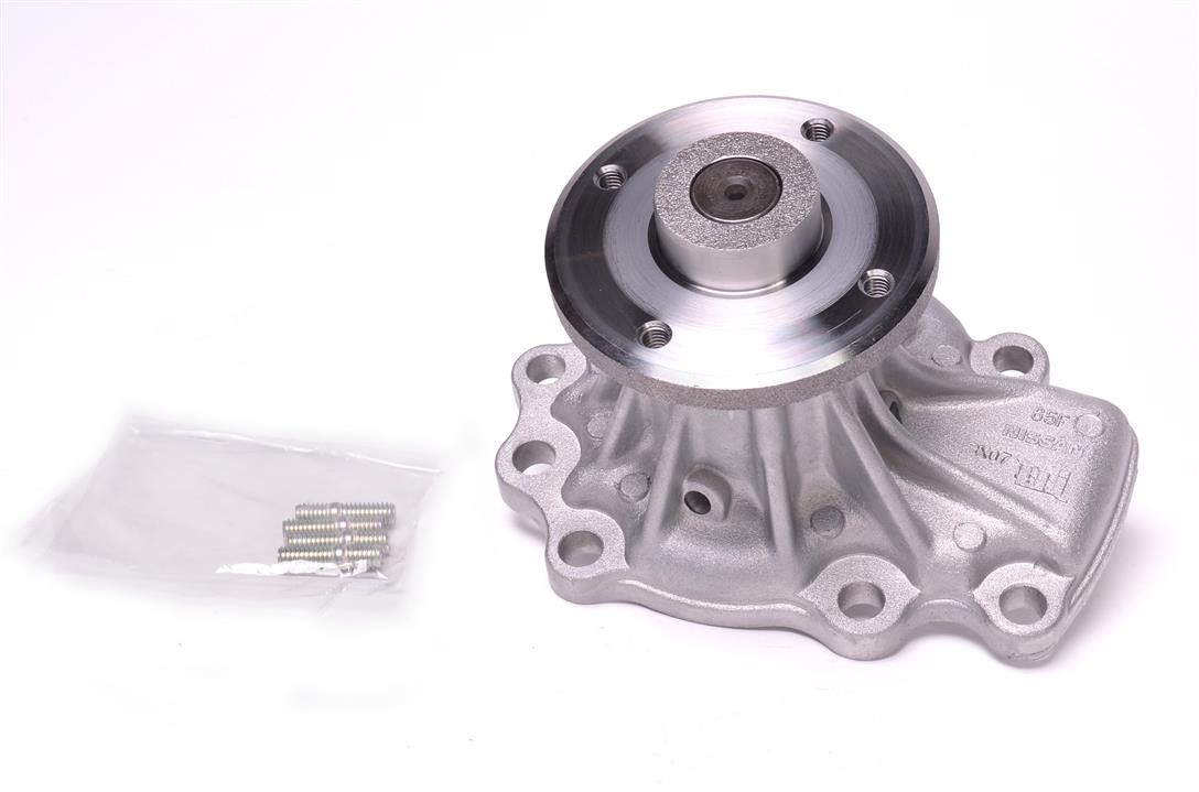 Car water pump Nissan 200 SX: 2101065F27 Nissan Water pump