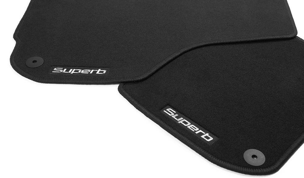 Car floor mats Skoda Superb VAG 3T1 061 404 A