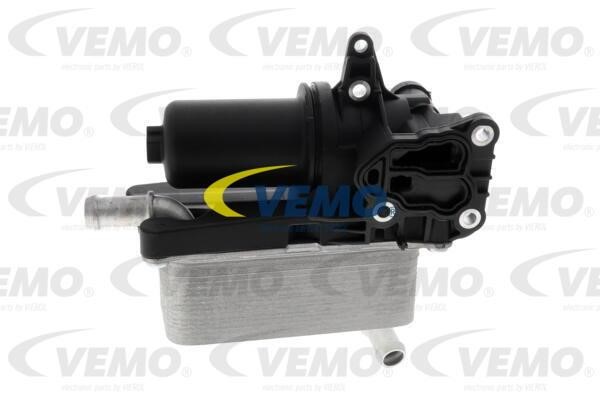 Oil Cooler, engine oil Vemo V30-60-1351