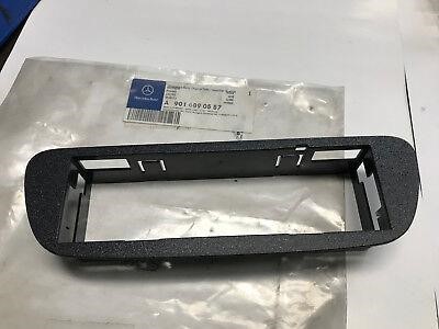 Mercedes A 901 689 05 57 Front console frame A9016890557