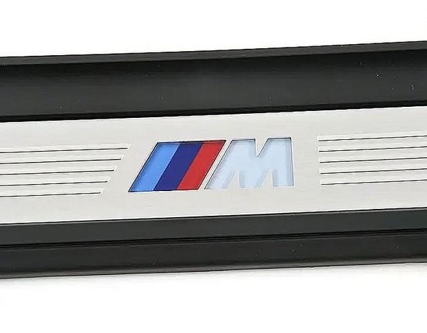 Sill cover BMW 51 47 8 061 056