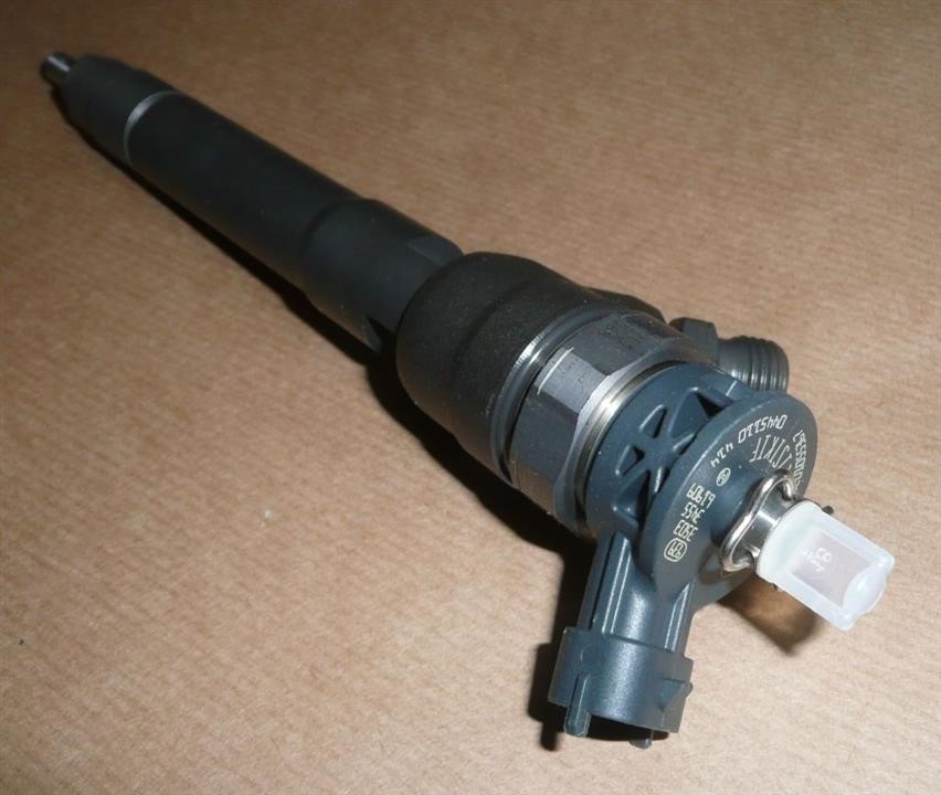 fuel injector Q PLUS + 166105302R AF