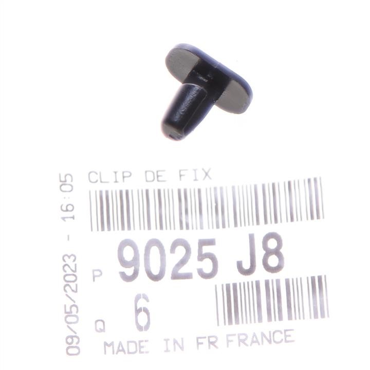Buy Citroen/Peugeot 9025 J8 at a low price in United Arab Emirates!