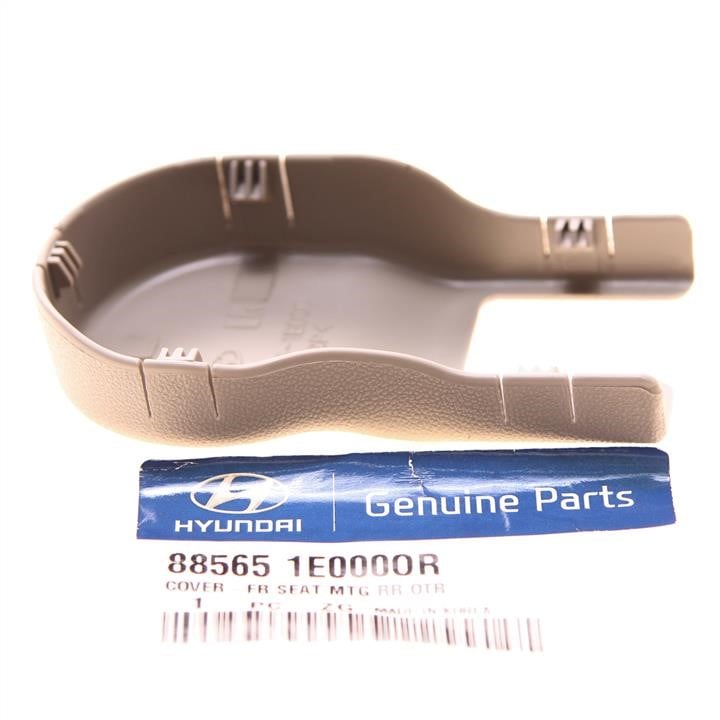 885651E000OR Hyundai/Kia Plug