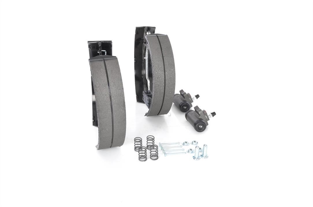 Bosch Brake shoe set – price 422 PLN