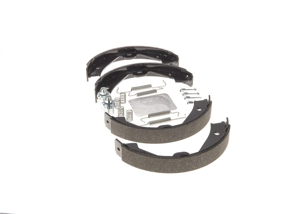 Handbrake shoes Bosch 0 204 113 830