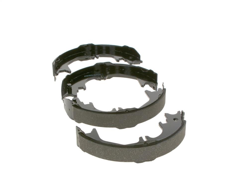 Handbrake shoes Bosch 0 986 487 728