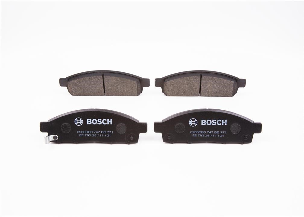 Bosch 0 986 BB0 747 Brake Pad Set, disc brake 0986BB0747