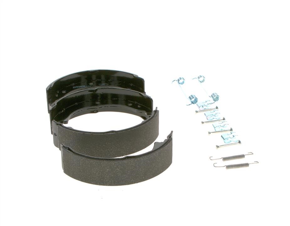 Handbrake shoes Bosch 0 986 487 712