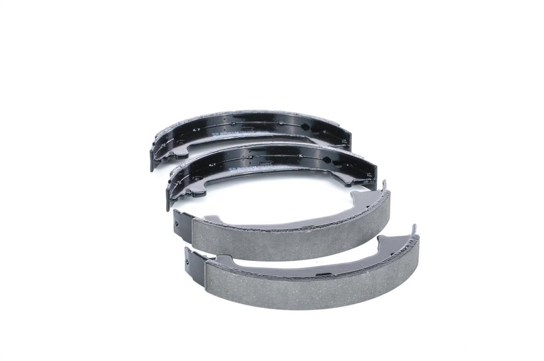 Handbrake shoes Bosch 0 986 487 608