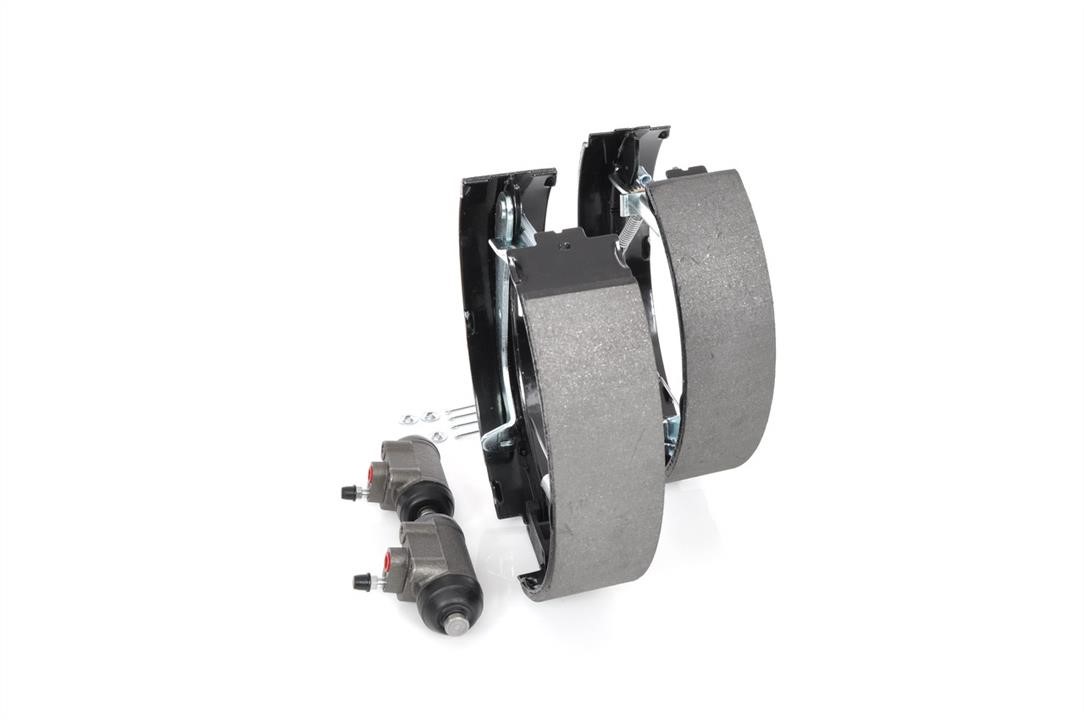 Brake shoe set Bosch 0 204 114 530