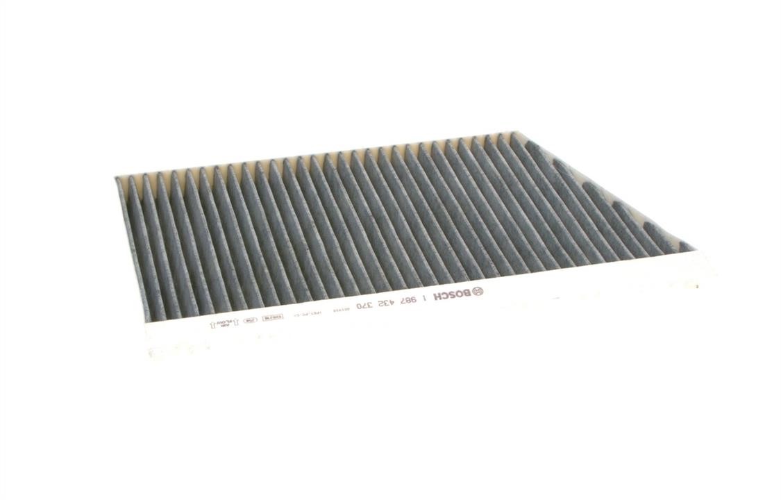 Cabin filter with activated carbon Bosch 1 987 432 370