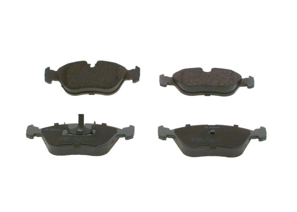 Brake pad kit Volvo 850: 0986461752 Bosch Brake pad set