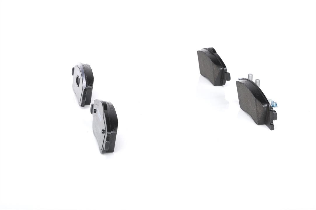 Brake pad set Bosch 0 986 424 527