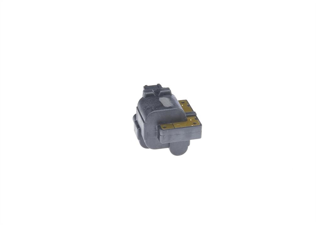 Ignition coil Bosch 0 986 221 025