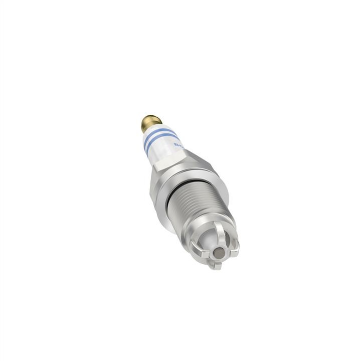 Spark plug Bosch Platinum Plus FGR6HQE0 Bosch 0 242 240 590