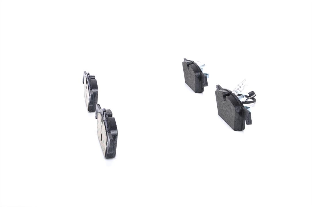 Brake pad set Bosch 0 986 494 527