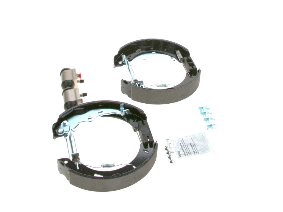 Brake shoe set Bosch 0 204 114 700
