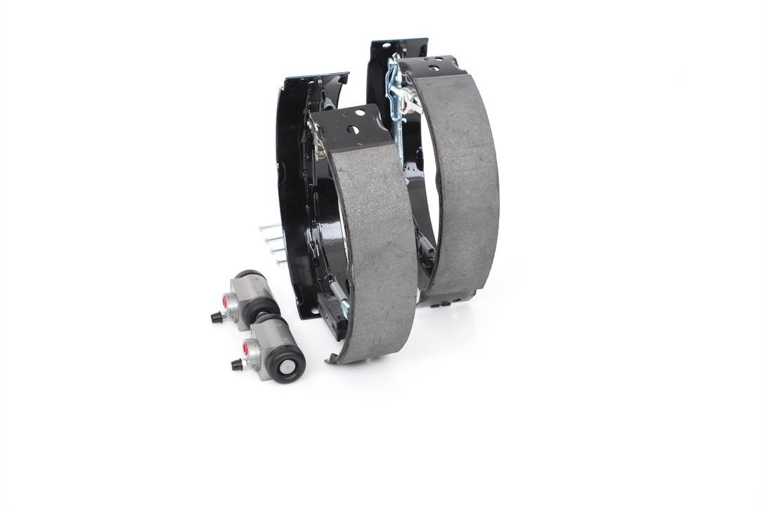 Brake shoe set Bosch 0 204 114 687