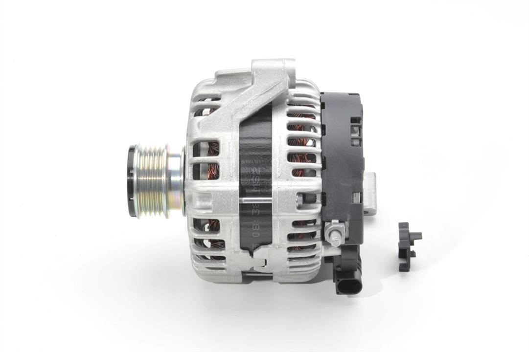 Bosch 0 125 711 047 Alternator 0125711047