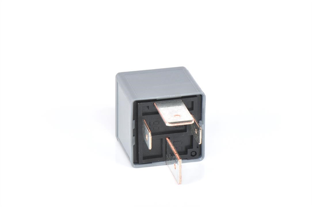 Buy Bosch 0 986 332 080 at a low price in United Arab Emirates!