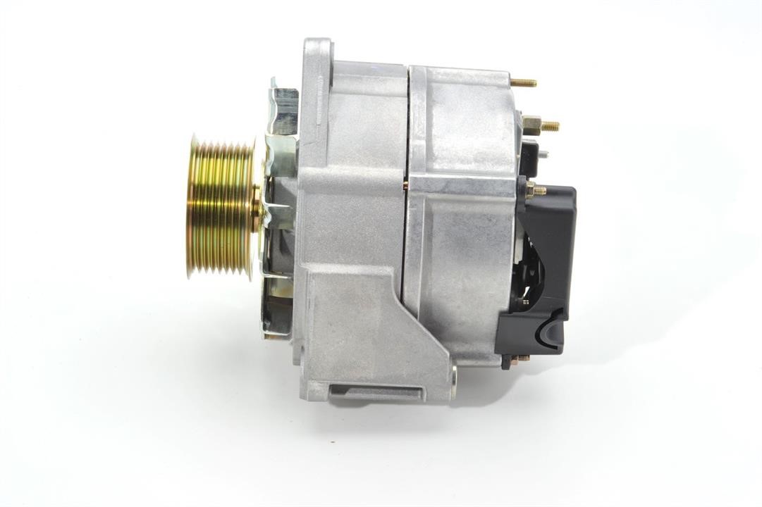 Bosch 0 120 469 115 Alternator 0120469115