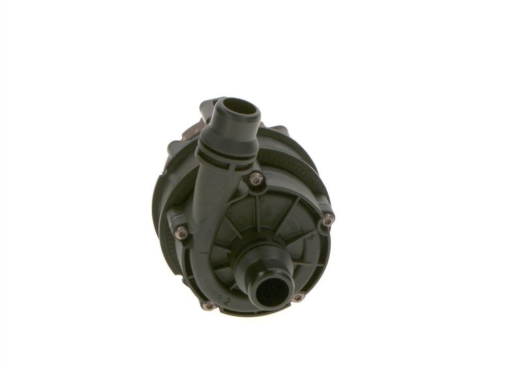 Additional coolant pump Bosch 0 392 024 117