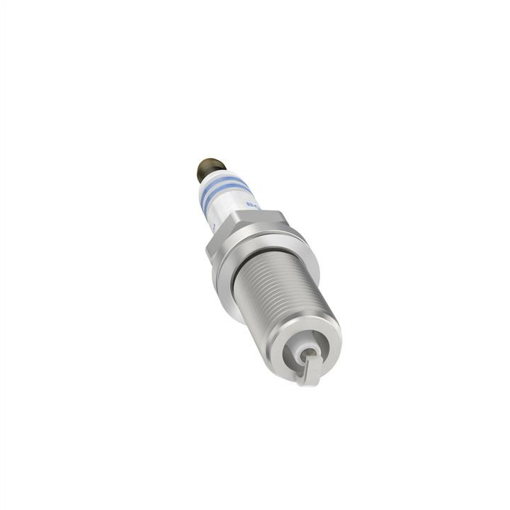 Spark plug Bosch Platinum Plus FR7MPP10 Bosch 0 242 235 743
