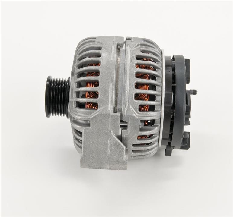 Bosch 0 124 625 032 Alternator 0124625032