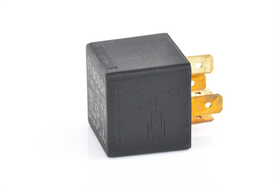 Buy Bosch 0986AH0135 – good price at EXIST.AE!
