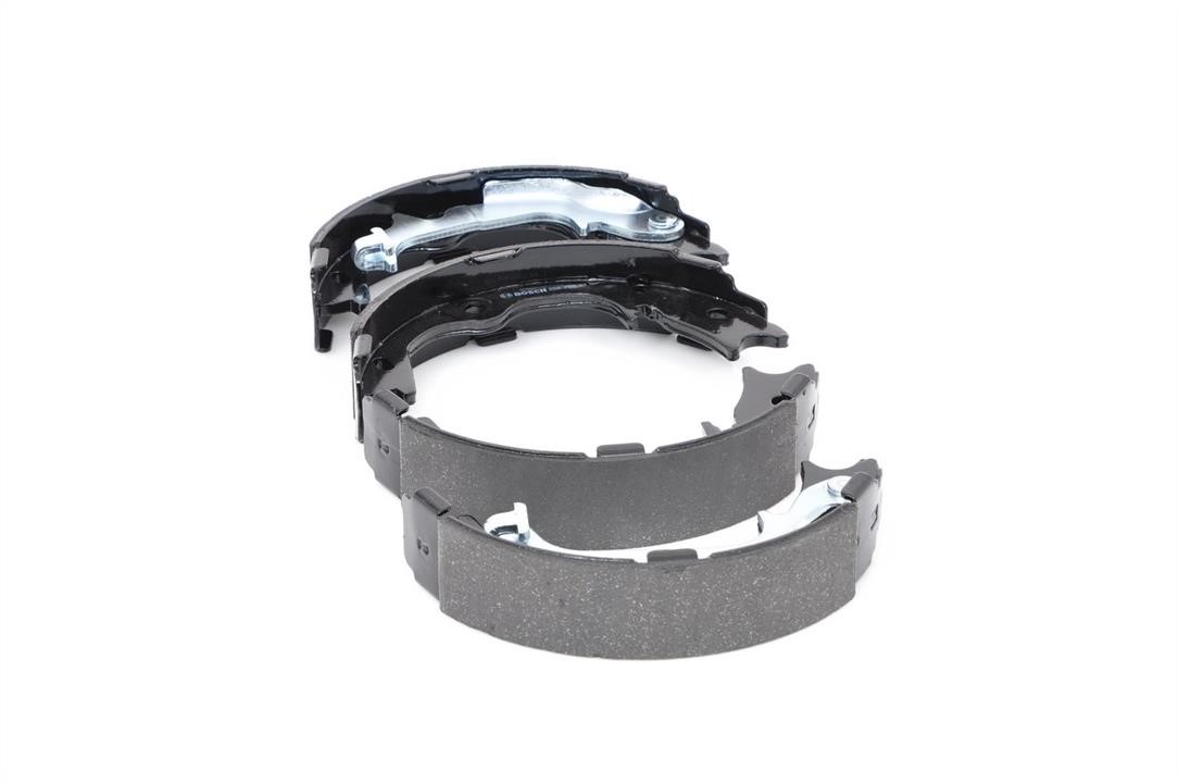 Handbrake shoes Bosch 0 986 487 779