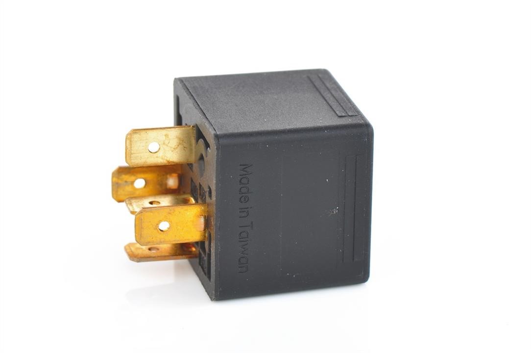 Buy Bosch 0 986 AH0 135 at a low price in United Arab Emirates!