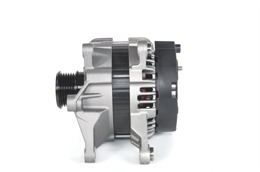 Bosch 0 125 711 099 Alternator 0125711099