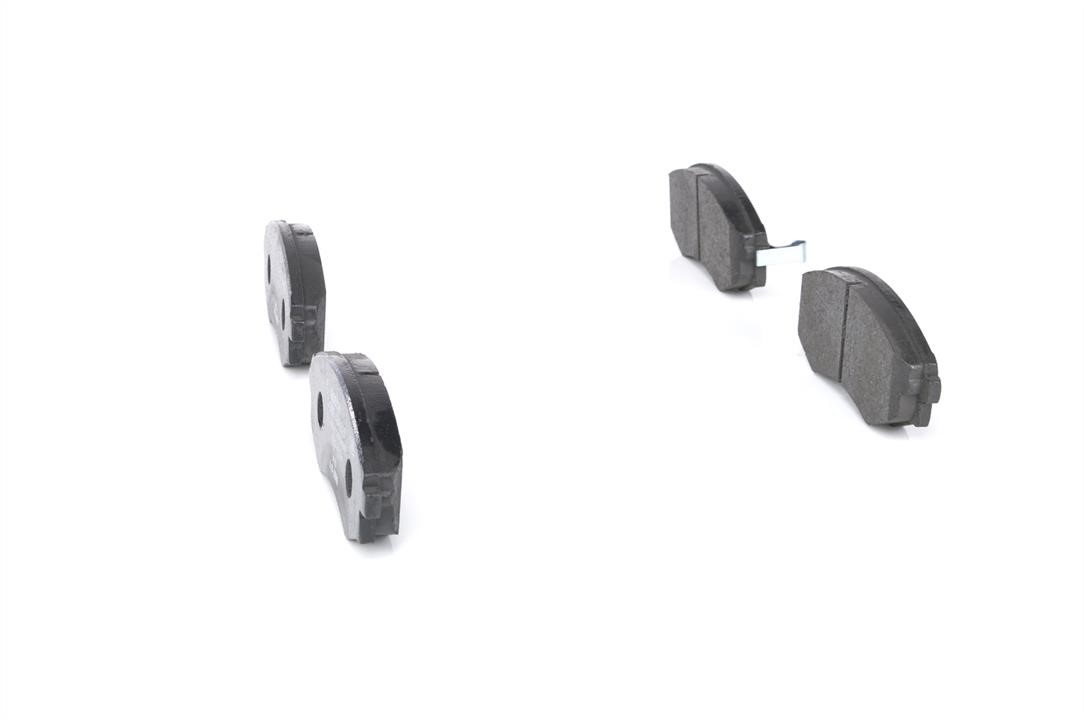 Brake pad set Bosch 0 986 424 215