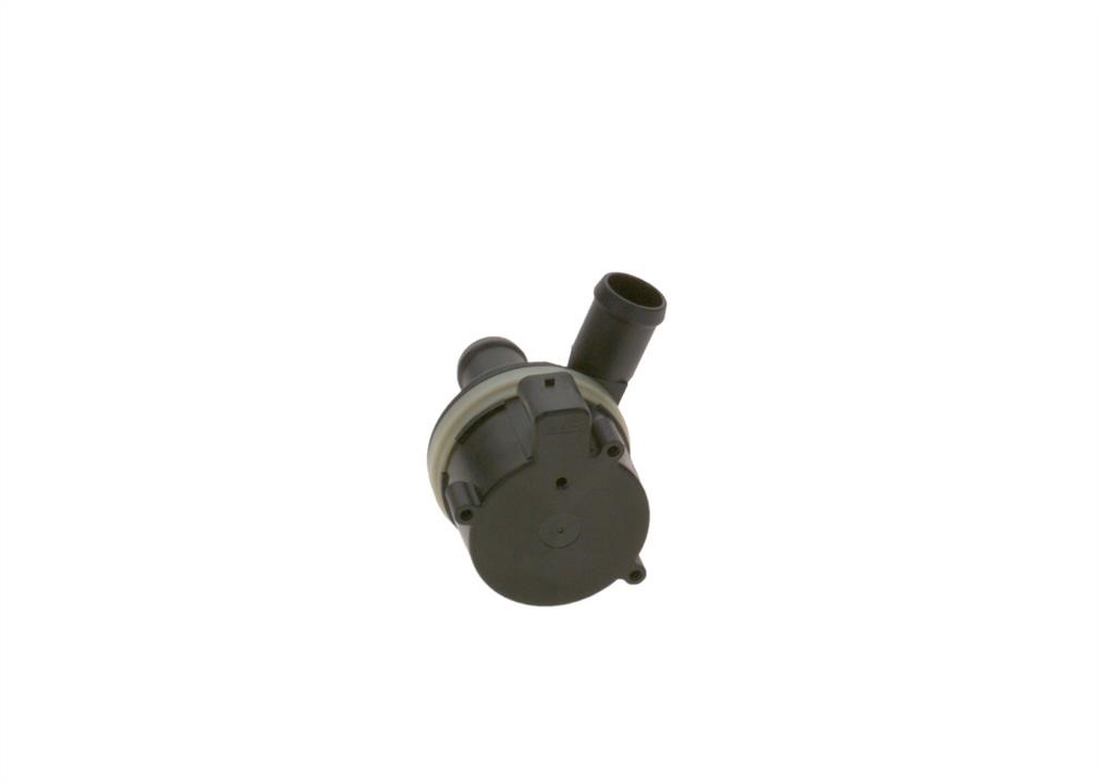 Additional coolant pump Bosch 0 986 338 402