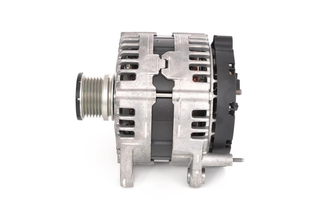 Bosch 0 121 715 142 Alternator 0121715142