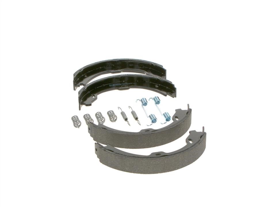 Handbrake shoes Bosch 0 986 487 666