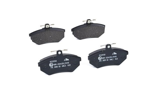 Brake pad set Ate 13.0460-2958.2
