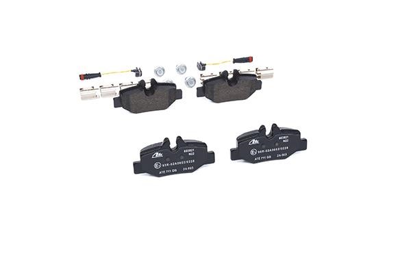 Brake pad set Ate 13.0460-3821.2