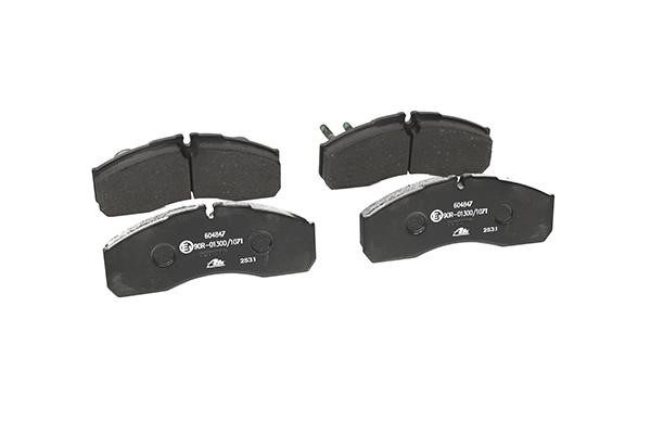 Brake pad set Ate 13.0460-4847.2