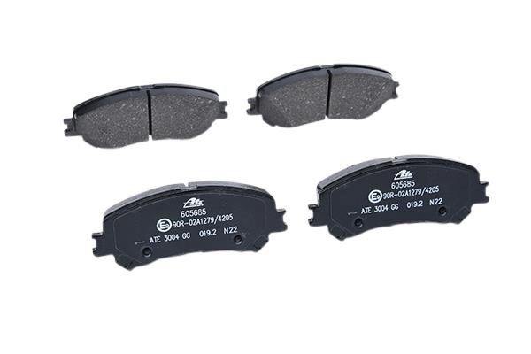 Brake pad set Ate 13.0460-5685.2