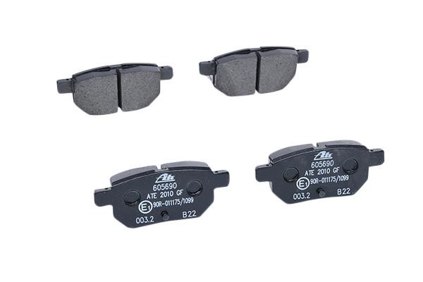 Brake pad set Ate 13.0460-5690.2