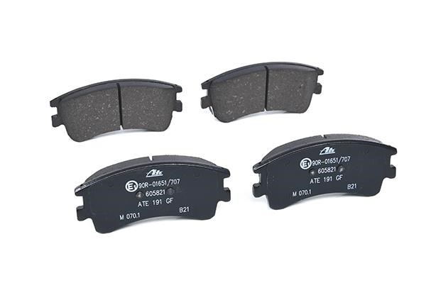 Brake pad set Ate 13.0460-5821.2