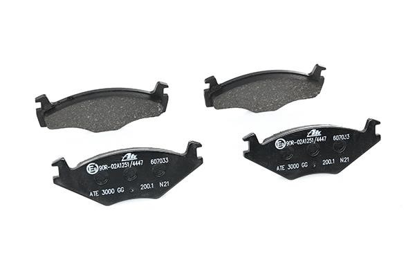 Brake pad set Ate 13.0460-7033.2
